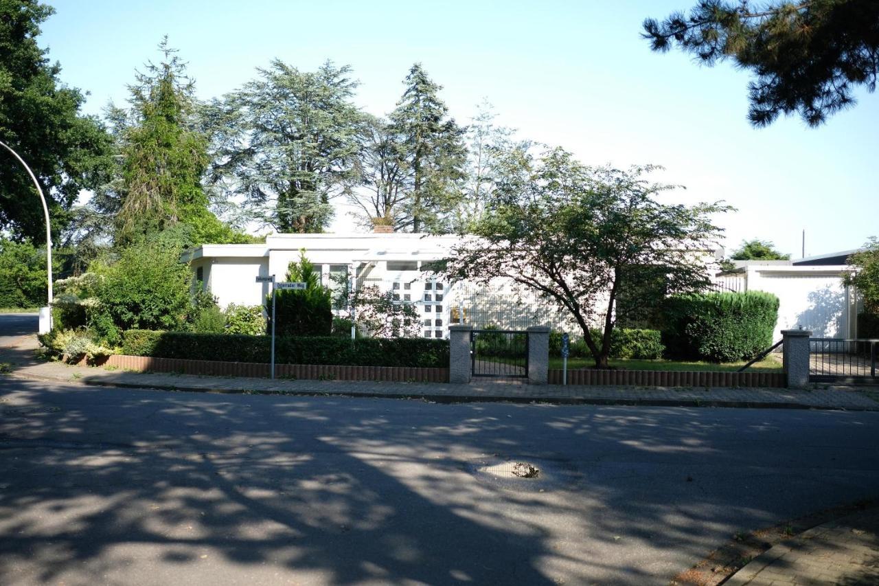 Ruhiges Haus Mit Privatem Garten Halstenbek Exterior photo